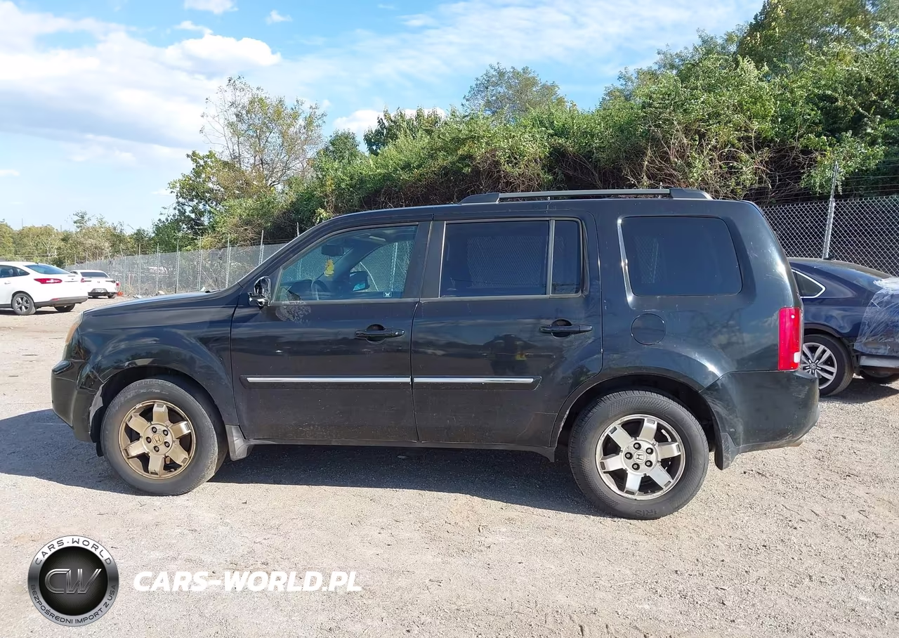 2011 Honda Pilot Touring VIN:5FNYF4H90BB011676 - 13
