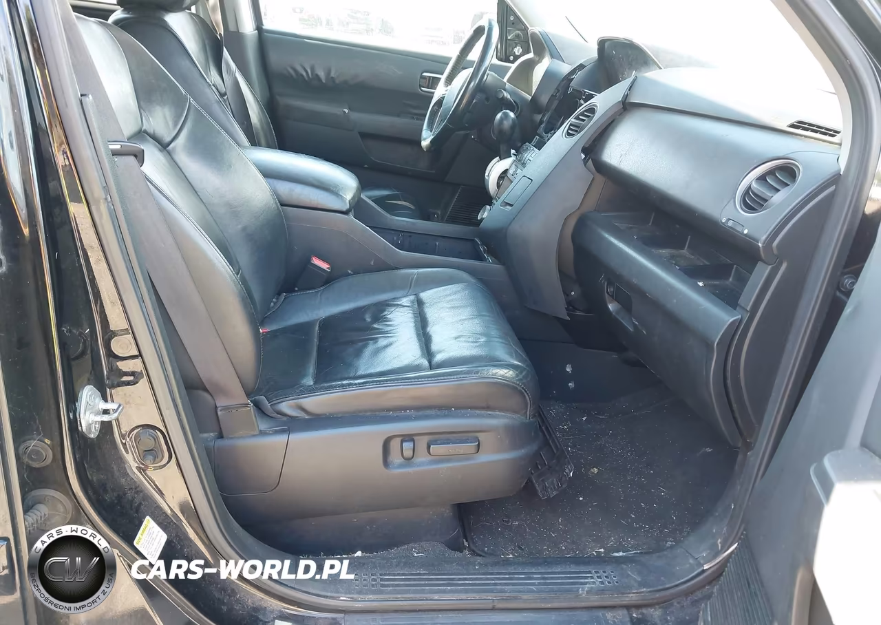 2011 Honda Pilot Touring VIN:5FNYF4H90BB011676 - 5