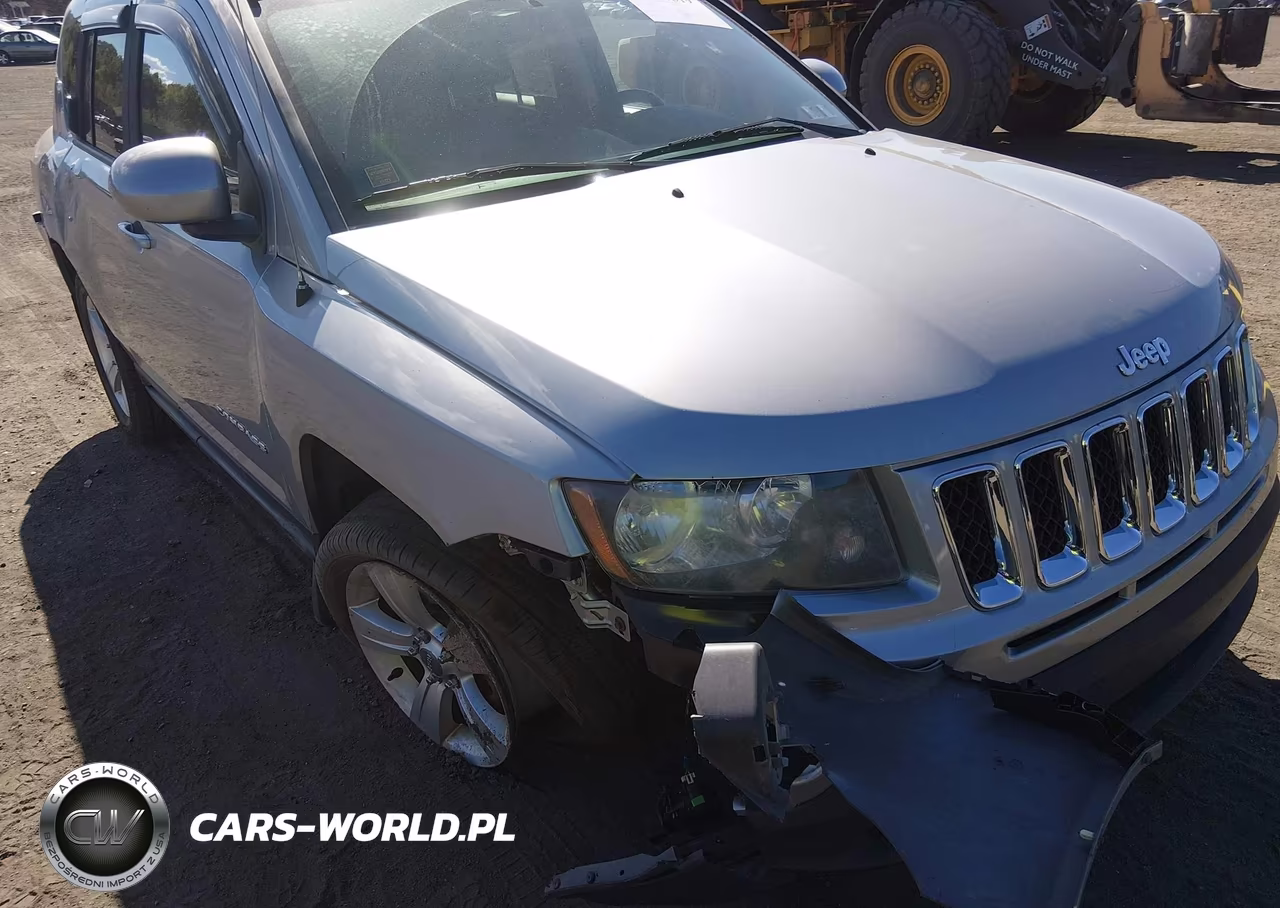 2015 Jeep Compass High Altitude Edition VIN:1C4NJDEB9FD154454 - 6