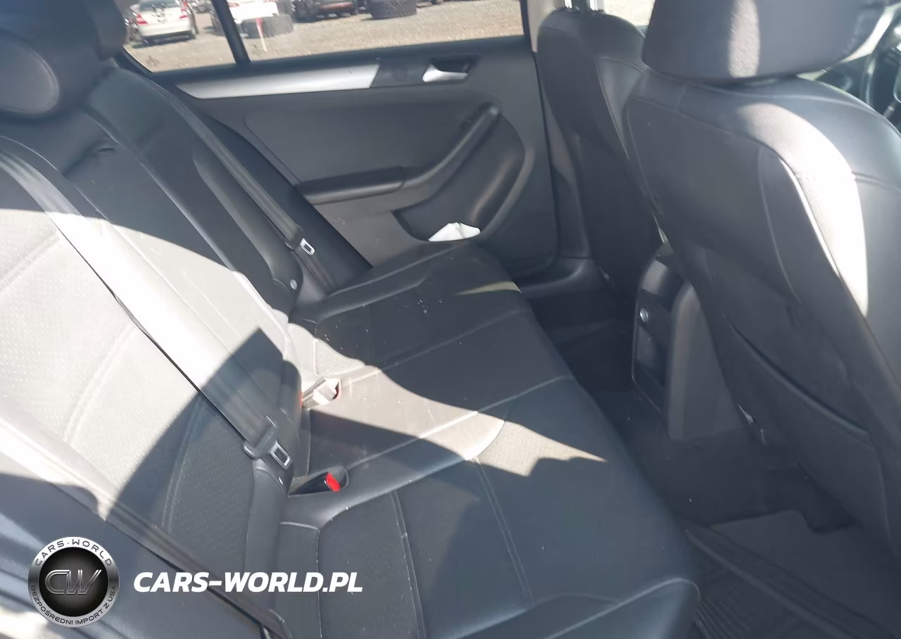 2017 Volkswagen Jetta 1.4T Se VIN:3VWDB7AJ6HM375845 - 8