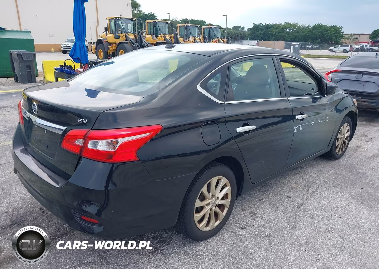 2018 Nissan Sentra Sv VIN:3N1AB7AP6JL651188 - 4