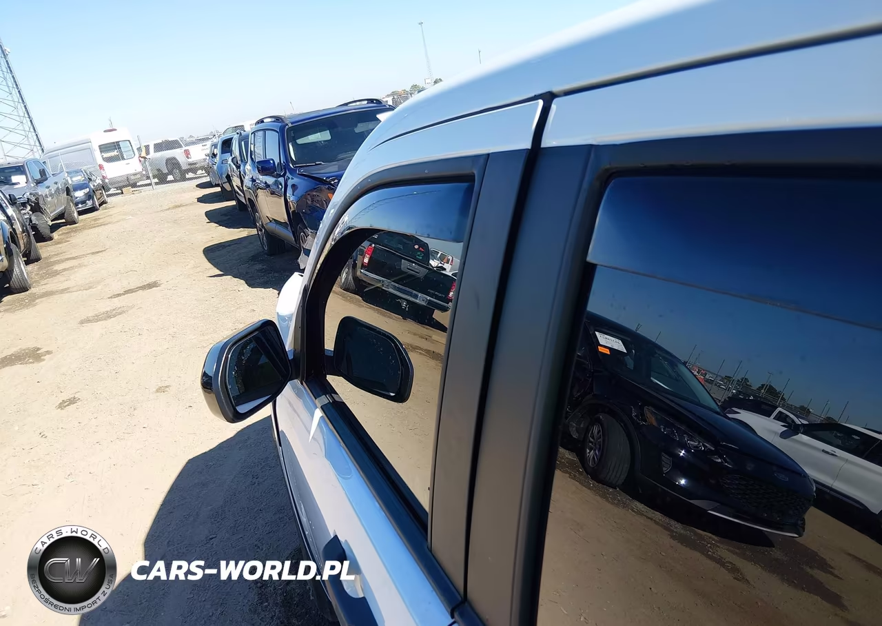 2025 Ford Maverick Xlt VIN:3FTTW8H37SRB07980 - 21