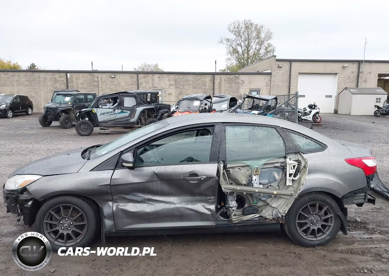 2014 Ford Focus Se VIN:1FADP3F24EL265930 - 15