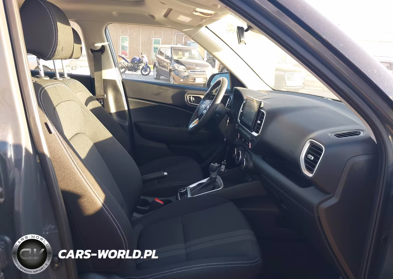 2026 Hyundai Venue Sel VIN:KMHRC8A39TU475161 - 5