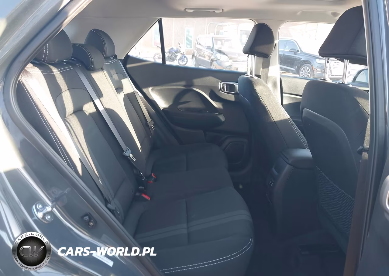 2026 Hyundai Venue Sel VIN:KMHRC8A39TU475161 - 8