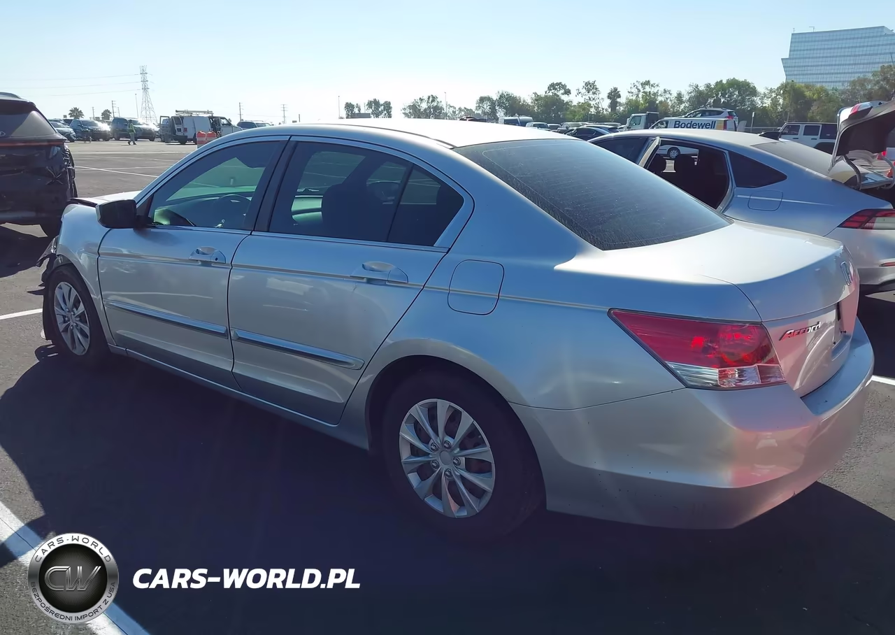 2008 Honda Accord 2.4 Lx VIN:JHMCP26308C071083 - 3