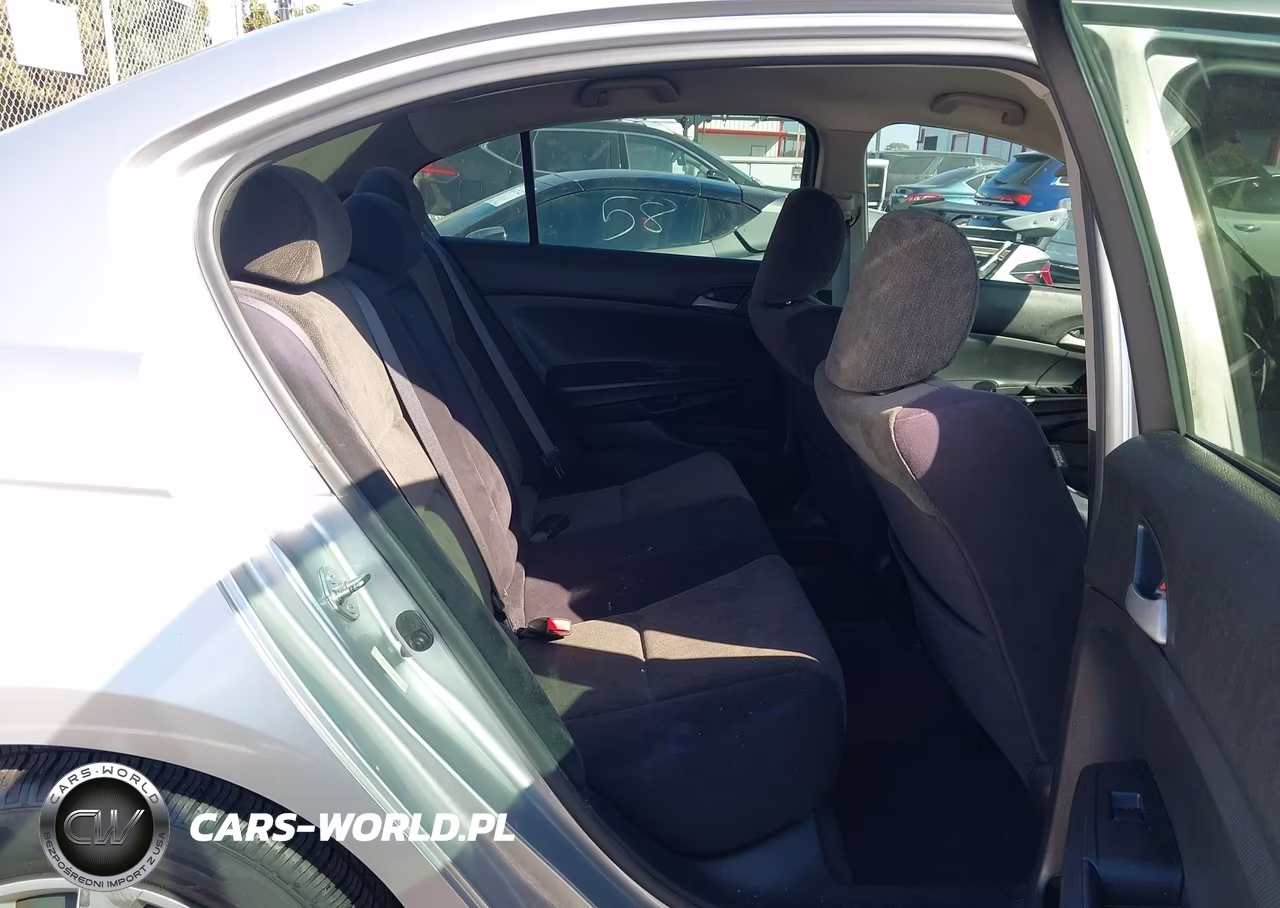 2008 Honda Accord 2.4 Lx VIN:JHMCP26308C071083 - 8