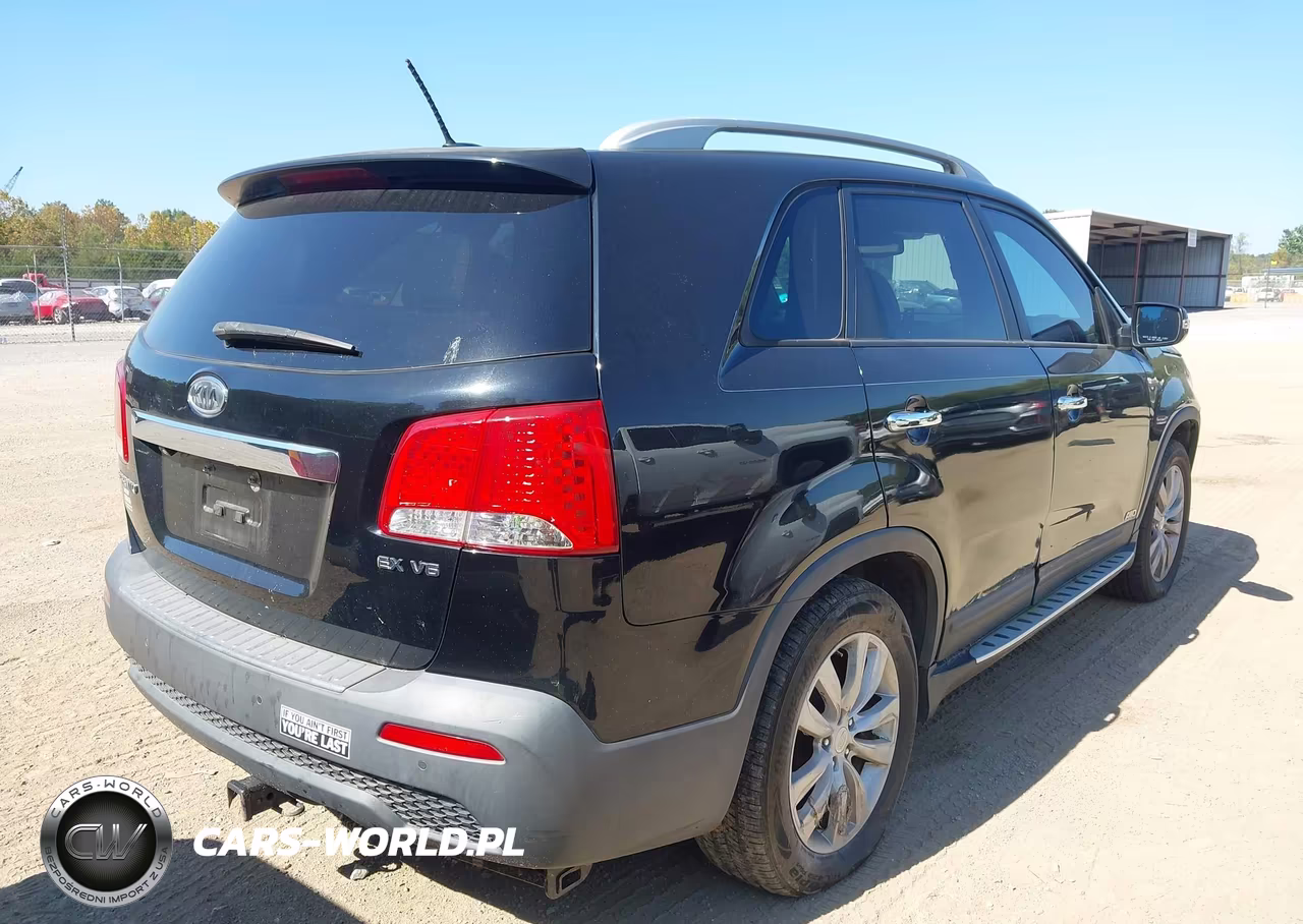 2011 Kia Sorento Ex V6 VIN:5XYKUDA2XBG134824 - 4