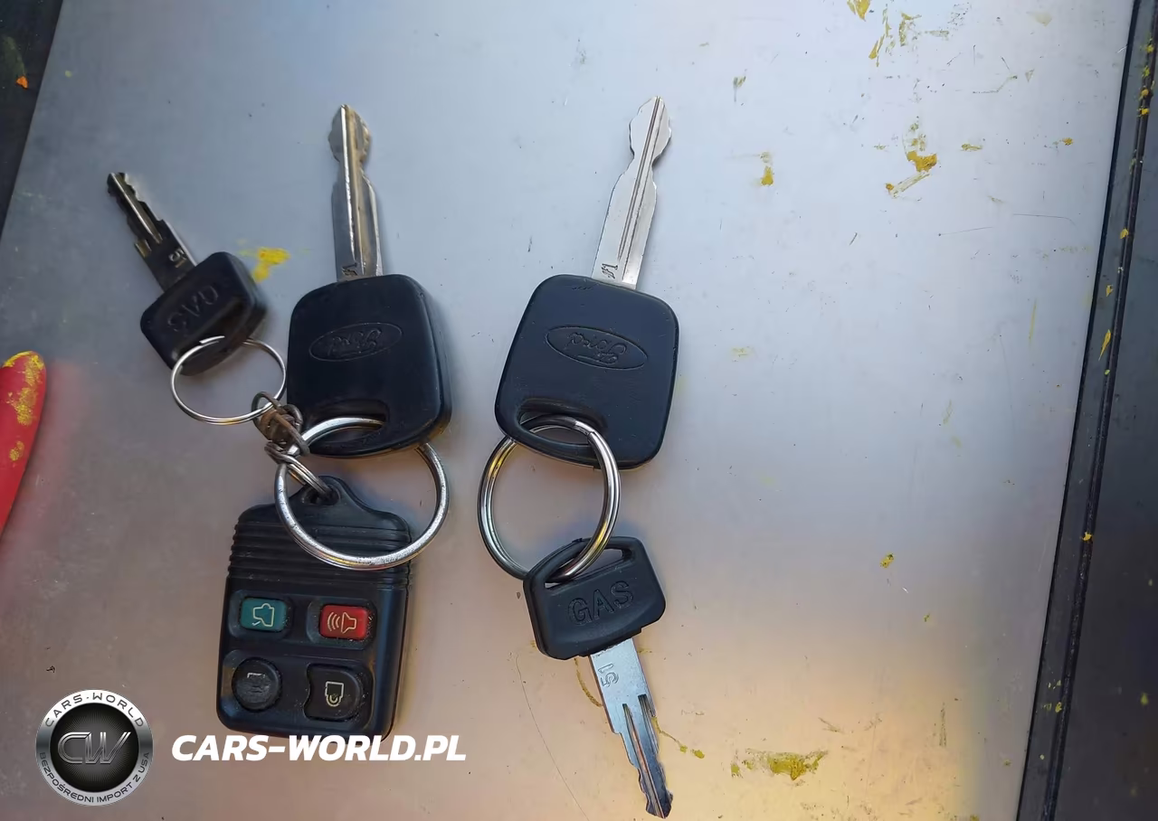 2002 Ford Focus Zts VIN:1FAFP383X2W281753 - 11