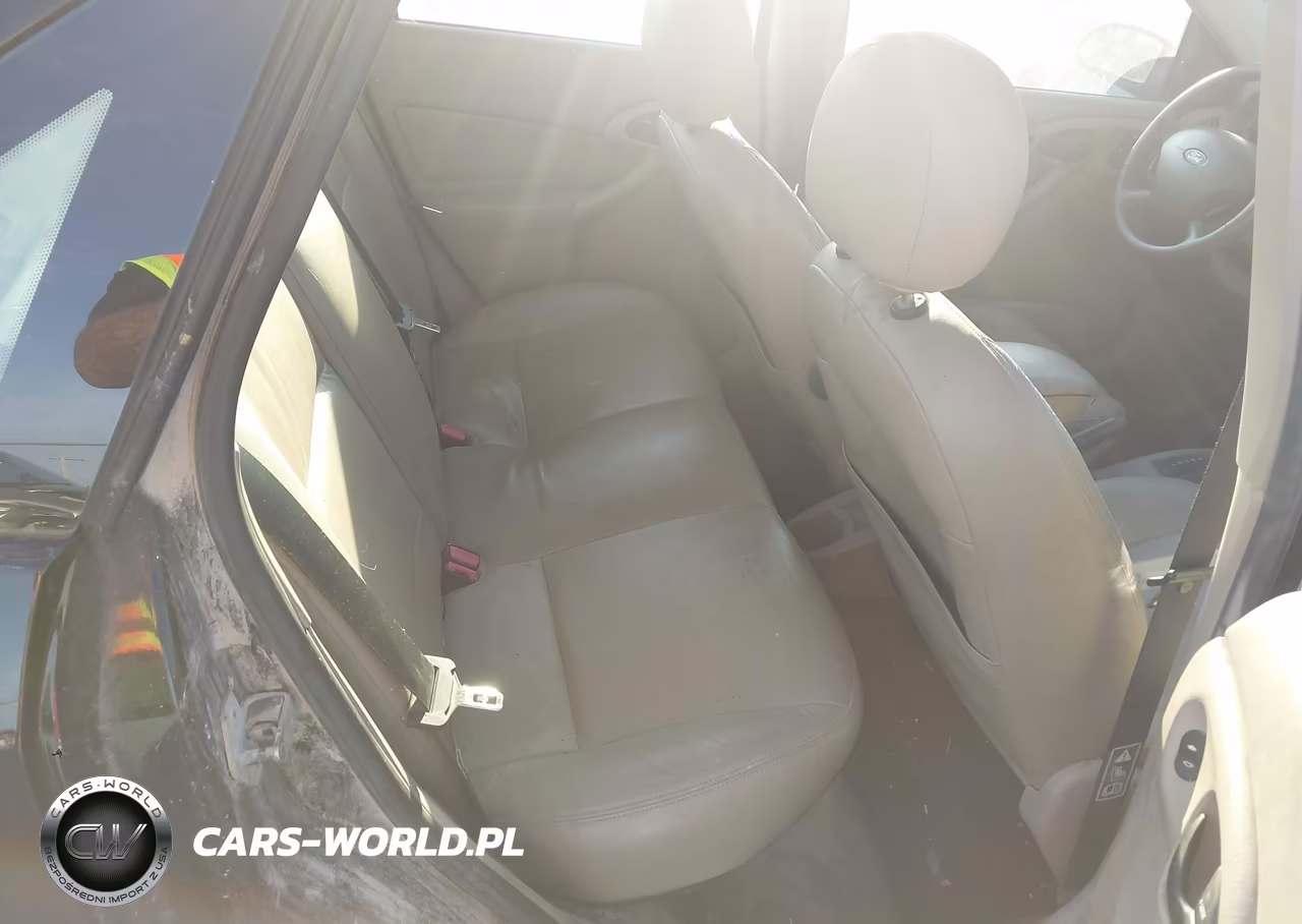 2002 Ford Focus Zts VIN:1FAFP383X2W281753 - 8