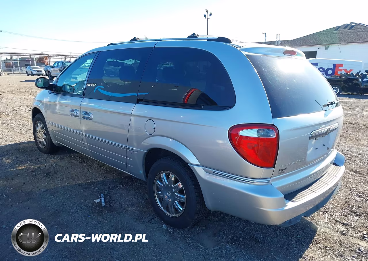 2005 Chrysler Town & Country Limited VIN:2C4GP64L95R267197 - 3
