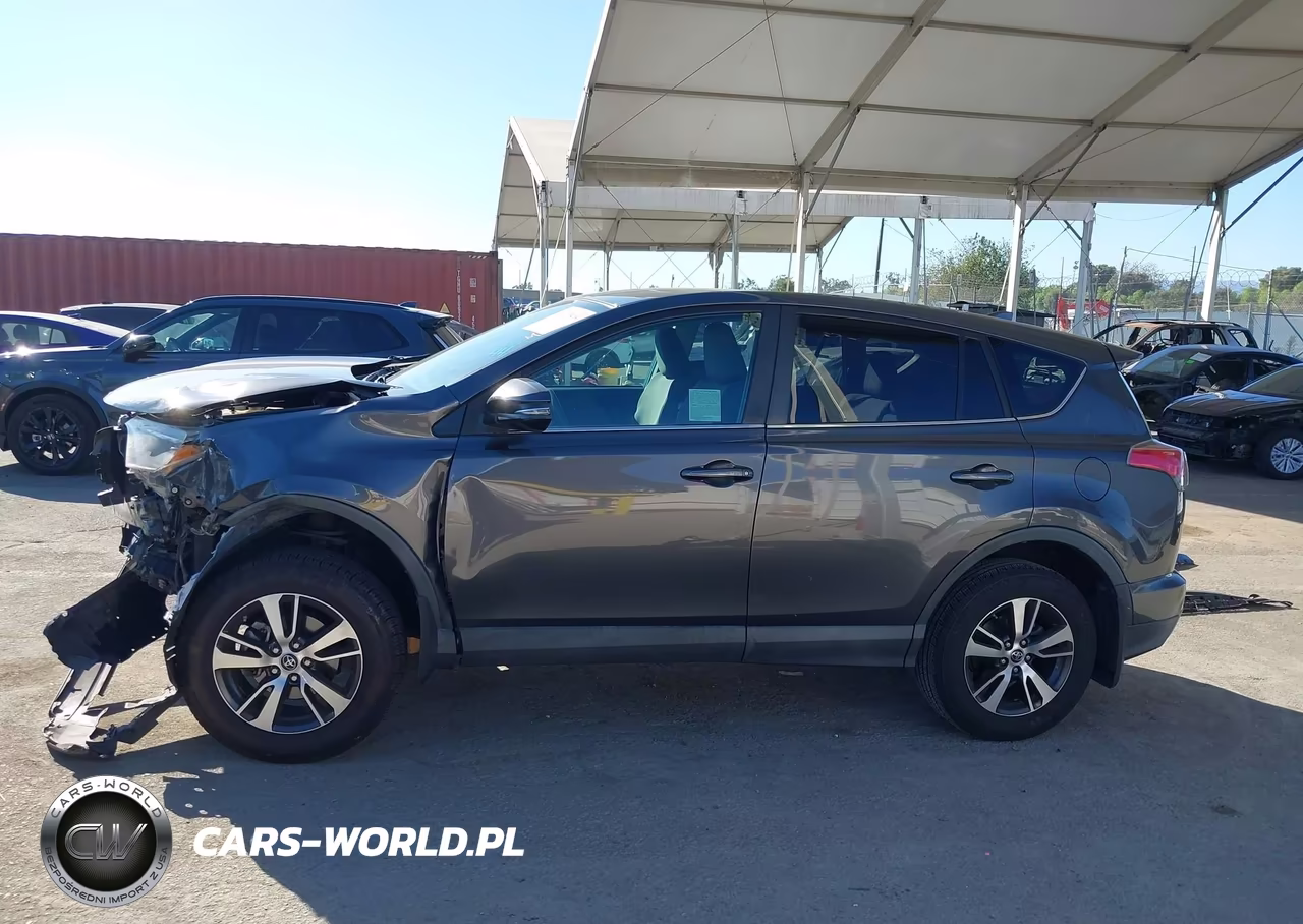 2018 Toyota Rav4 Xle VIN:2T3WFREV1JW497638 - 15