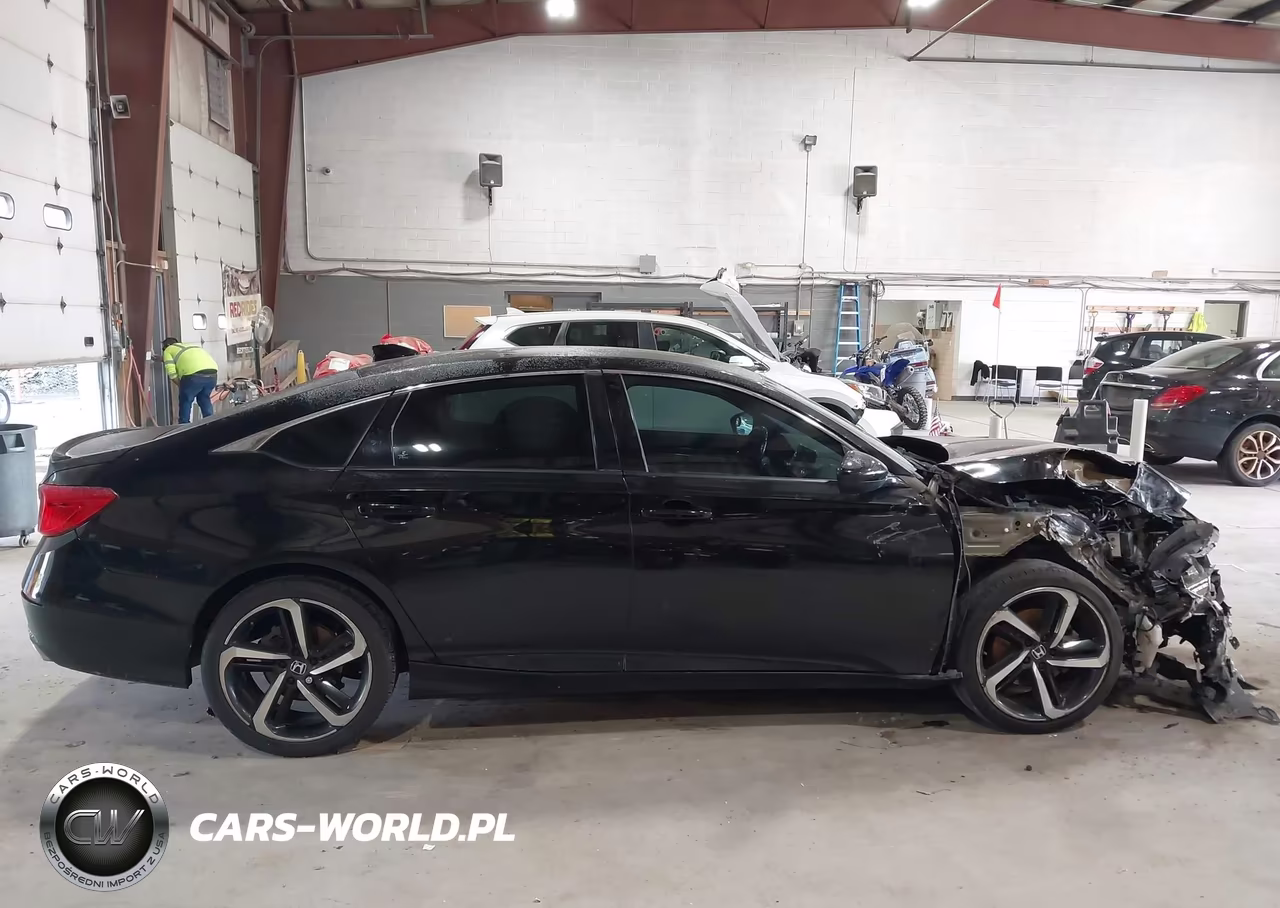 2019 Honda Accord Sport VIN:1HGCV1F30KA151845 - 14