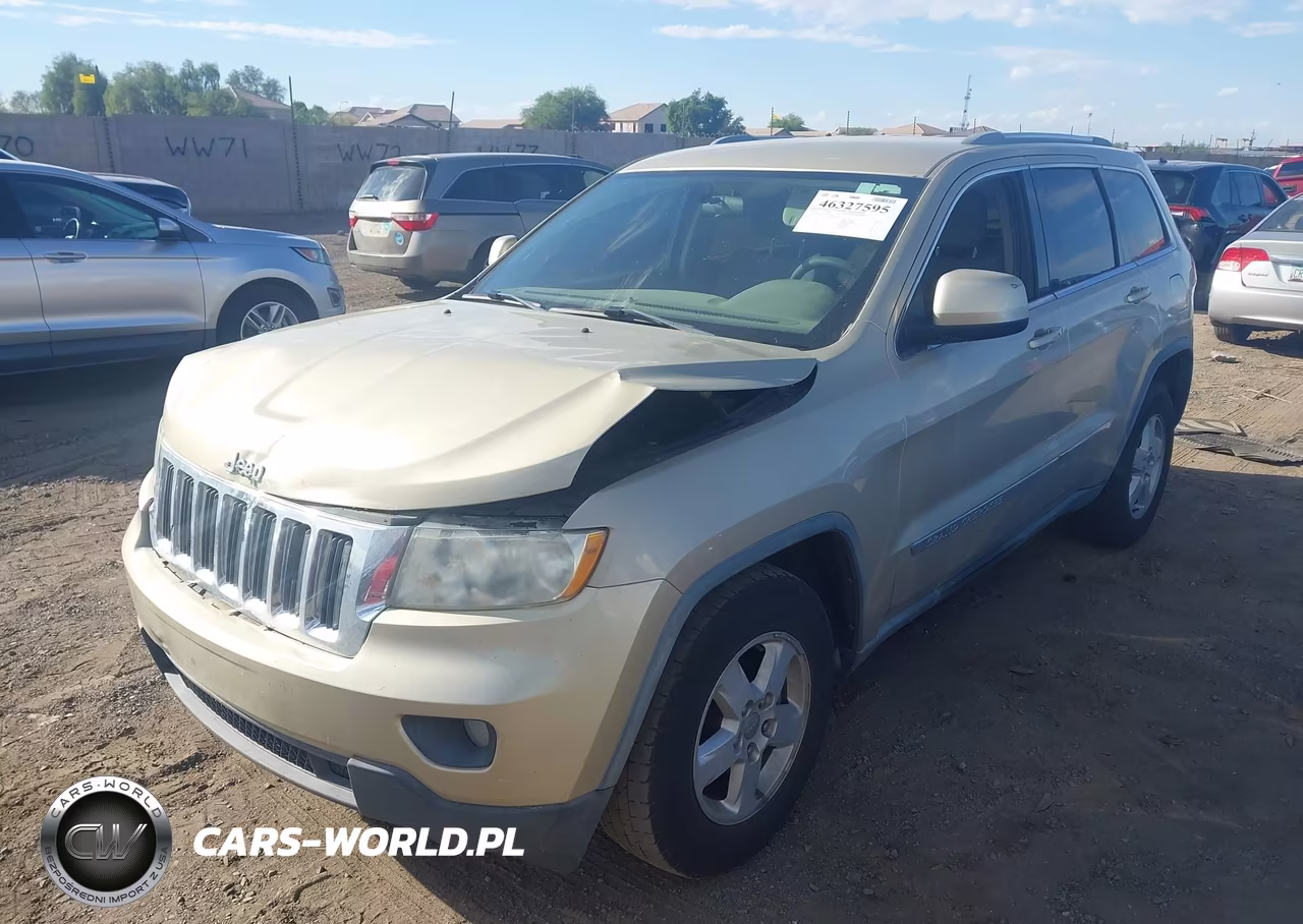 2011 Jeep Grand Cherokee Laredo VIN:1J4RS4GGXBC573480 - 2