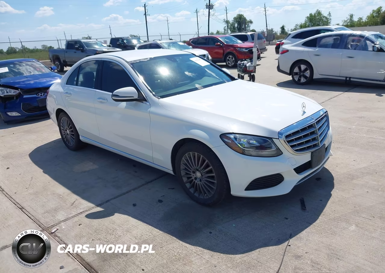 2016 Mercedes-Benz C 300 Luxury VIN:55SWF4JB9GU101550 - 1