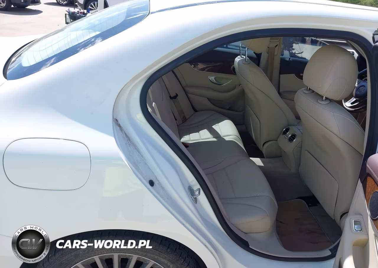 2016 Mercedes-Benz C 300 Luxury VIN:55SWF4JB9GU101550 - 8