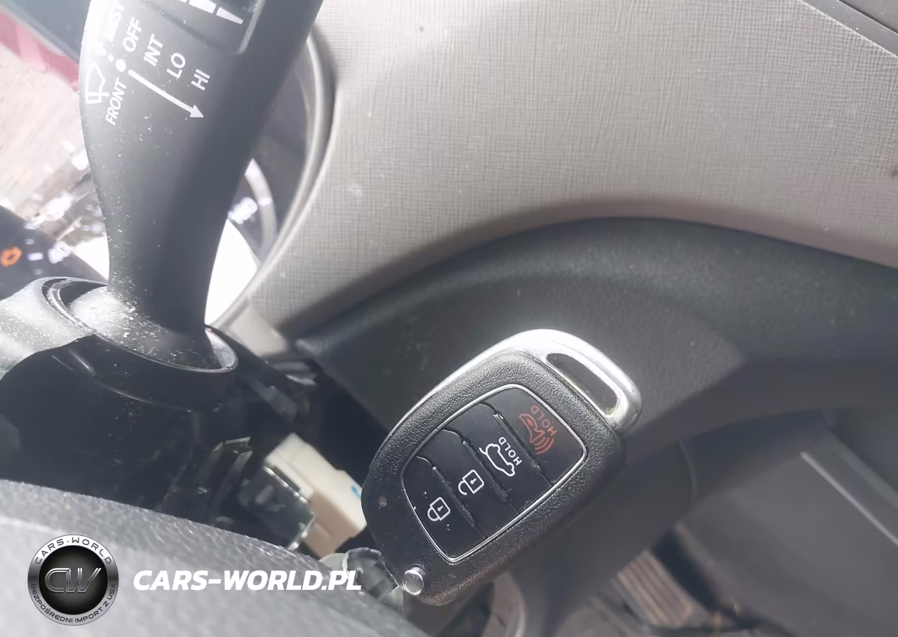 2017 Hyundai Santa Fe Se VIN:KM8SMDHF5HU167385 - 11