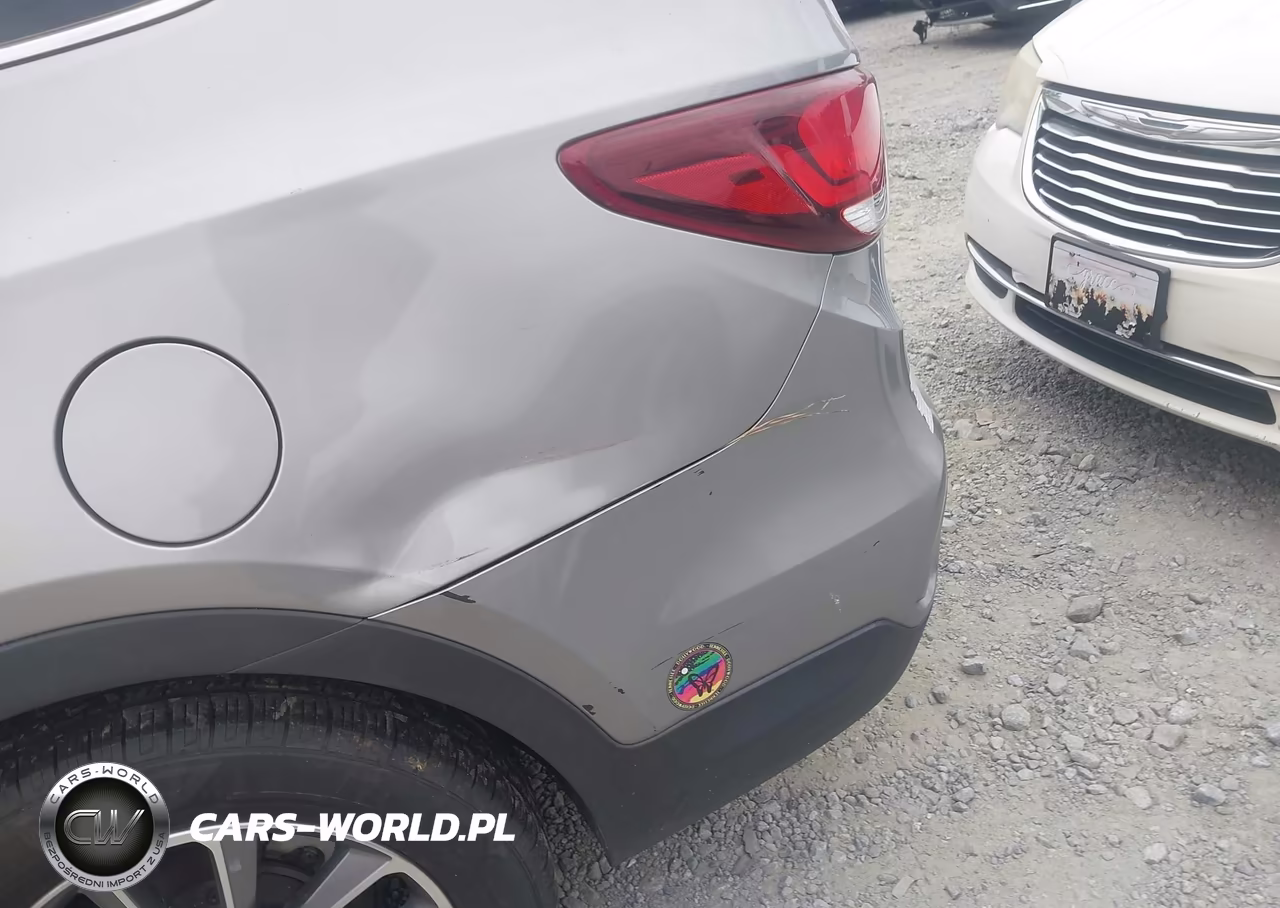 2017 Hyundai Santa Fe Se VIN:KM8SMDHF5HU167385 - 6