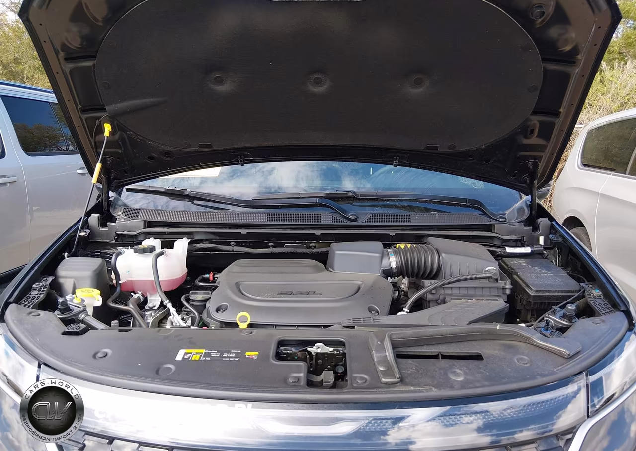 2027 Chrysler Pacifica VIN:2C4RC1BG2VR586308 - 10