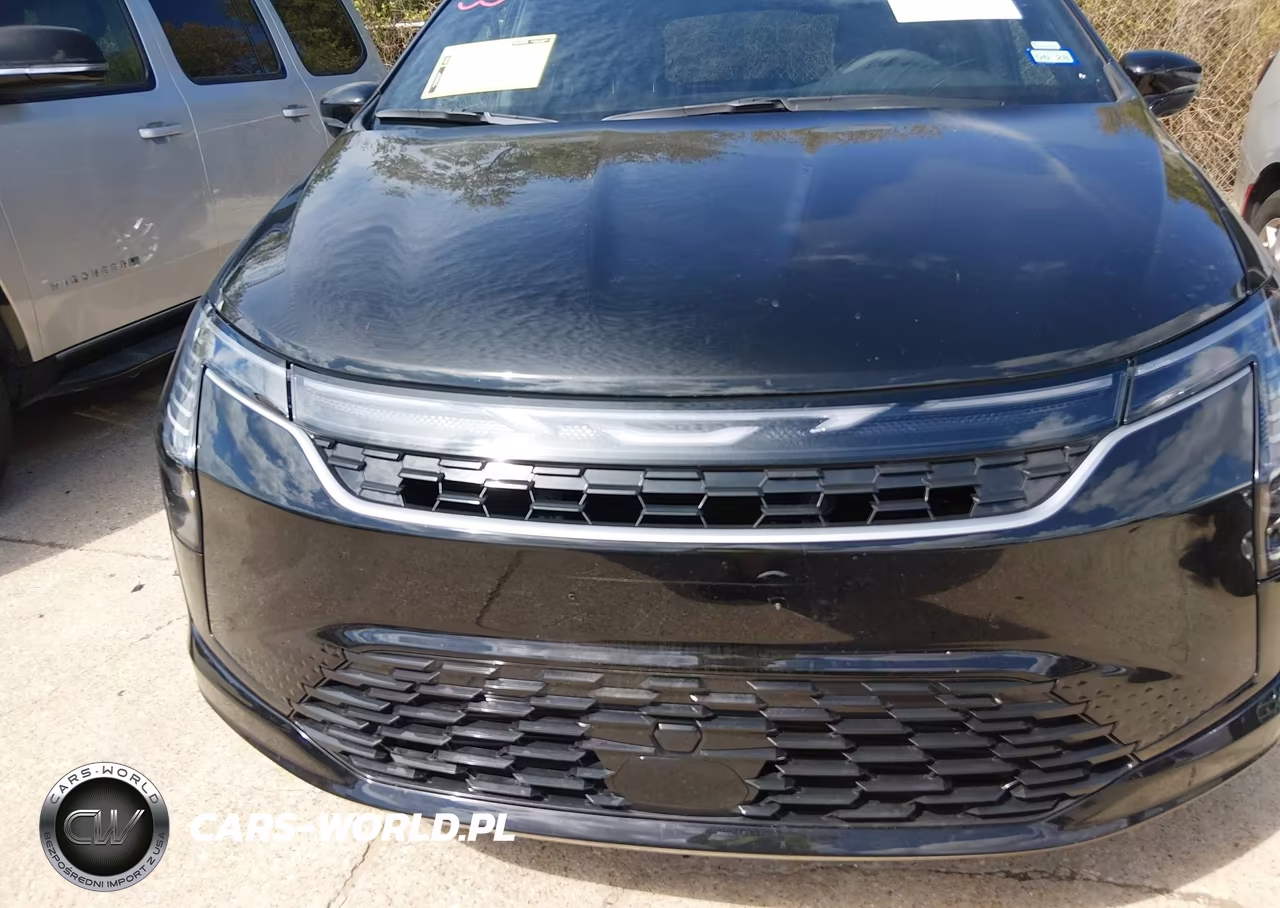 2027 Chrysler Pacifica VIN:2C4RC1BG2VR586308 - 12