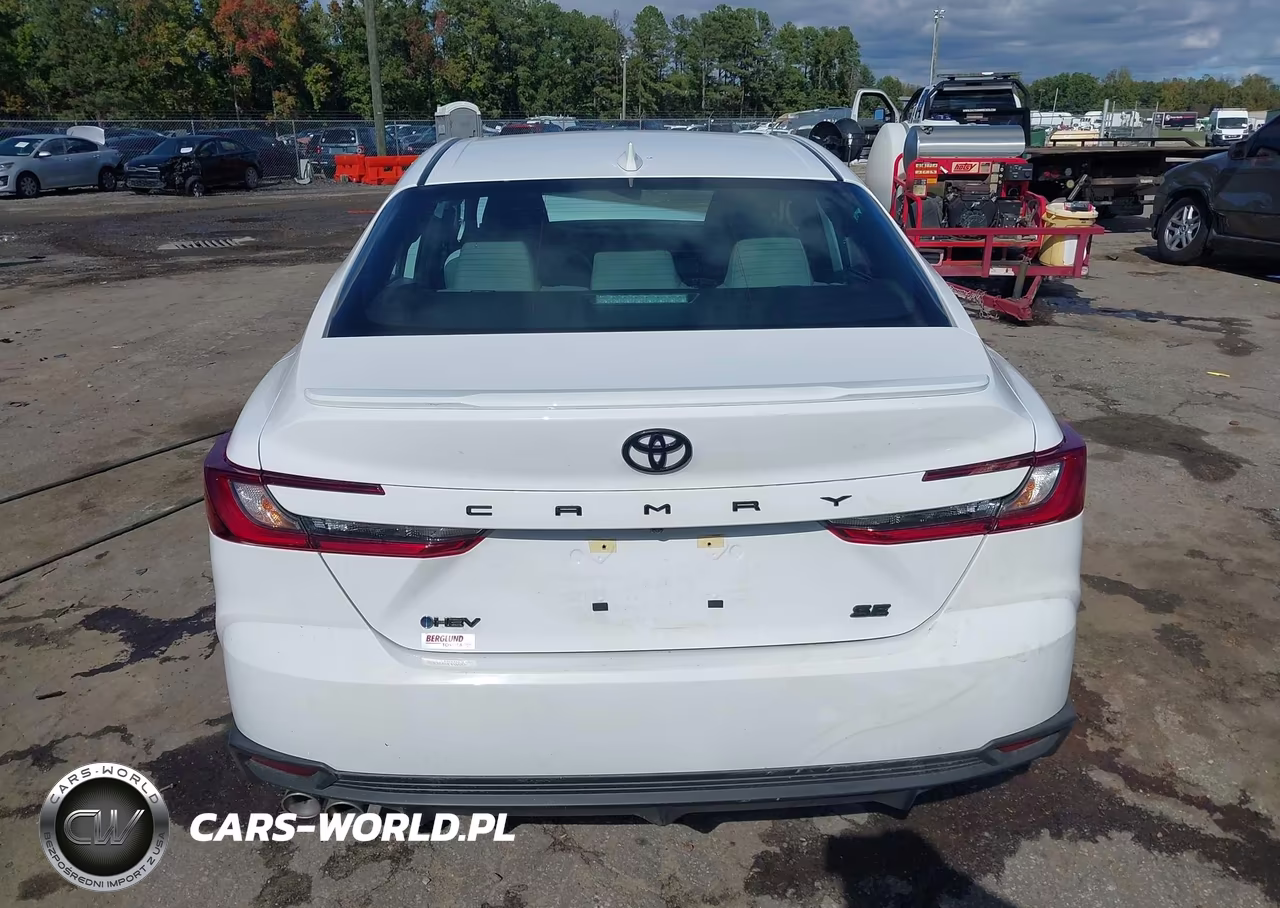 2026 Toyota Camry Se VIN:4T1DAACK7TU701290 - 16