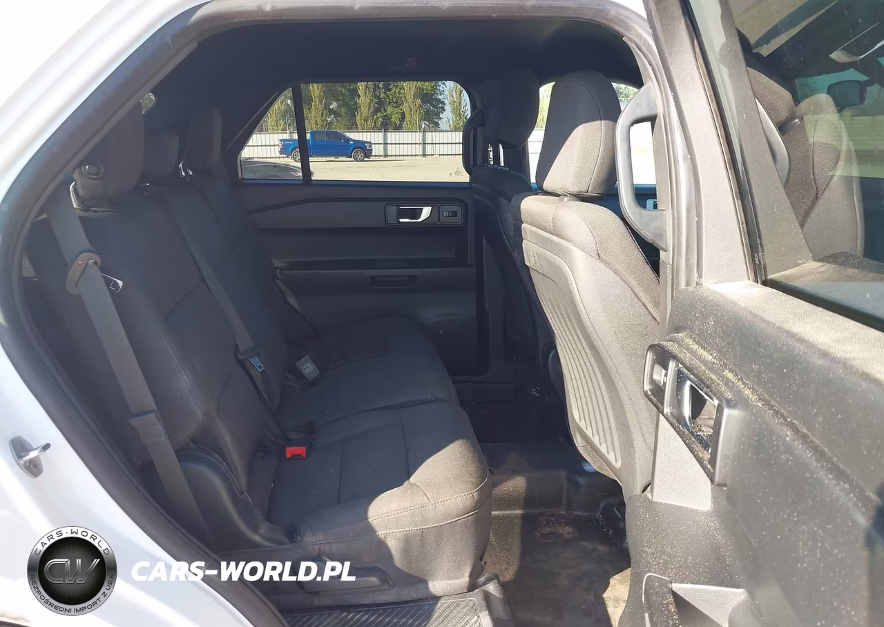 2020 Ford Police Interceptor Utility VIN:1FM5K8AB2LGC93129 - 8