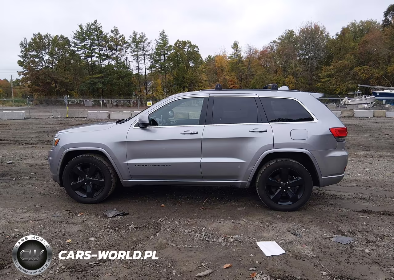 2015 Jeep Grand Cherokee Altitude VIN:1C4RJFAG4FC697019 - 14