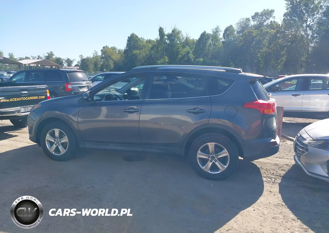 2015 Toyota Rav4 Xle VIN:2T3WFREV1FW211410 - 14