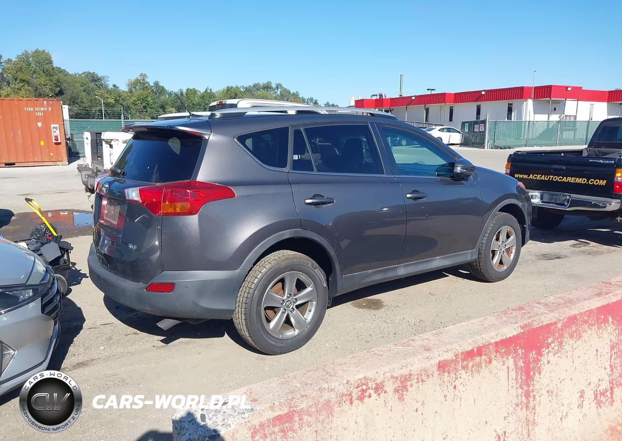 2015 Toyota Rav4 Xle VIN:2T3WFREV1FW211410 - 4