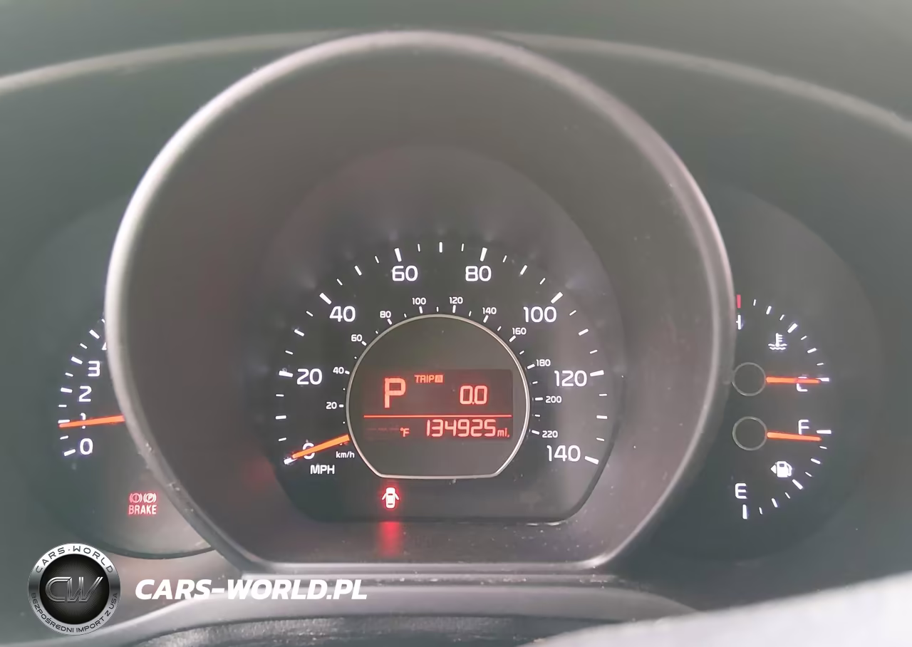2015 Kia Soul + VIN:KNDJP3A50F7134115 - 7