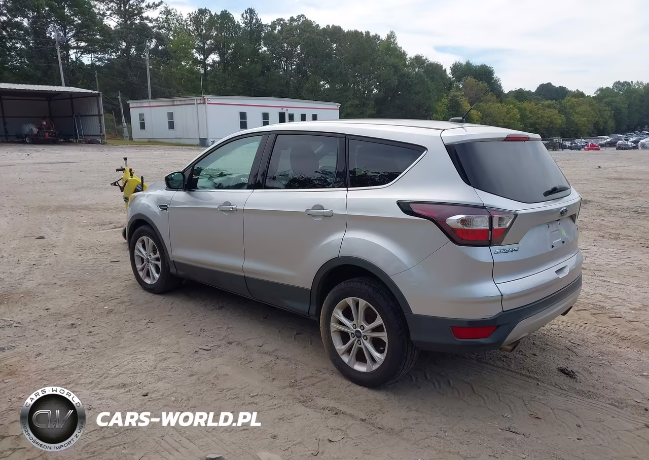 2017 Ford Escape Se VIN:1FMCU0GD8HUA18949 - 3