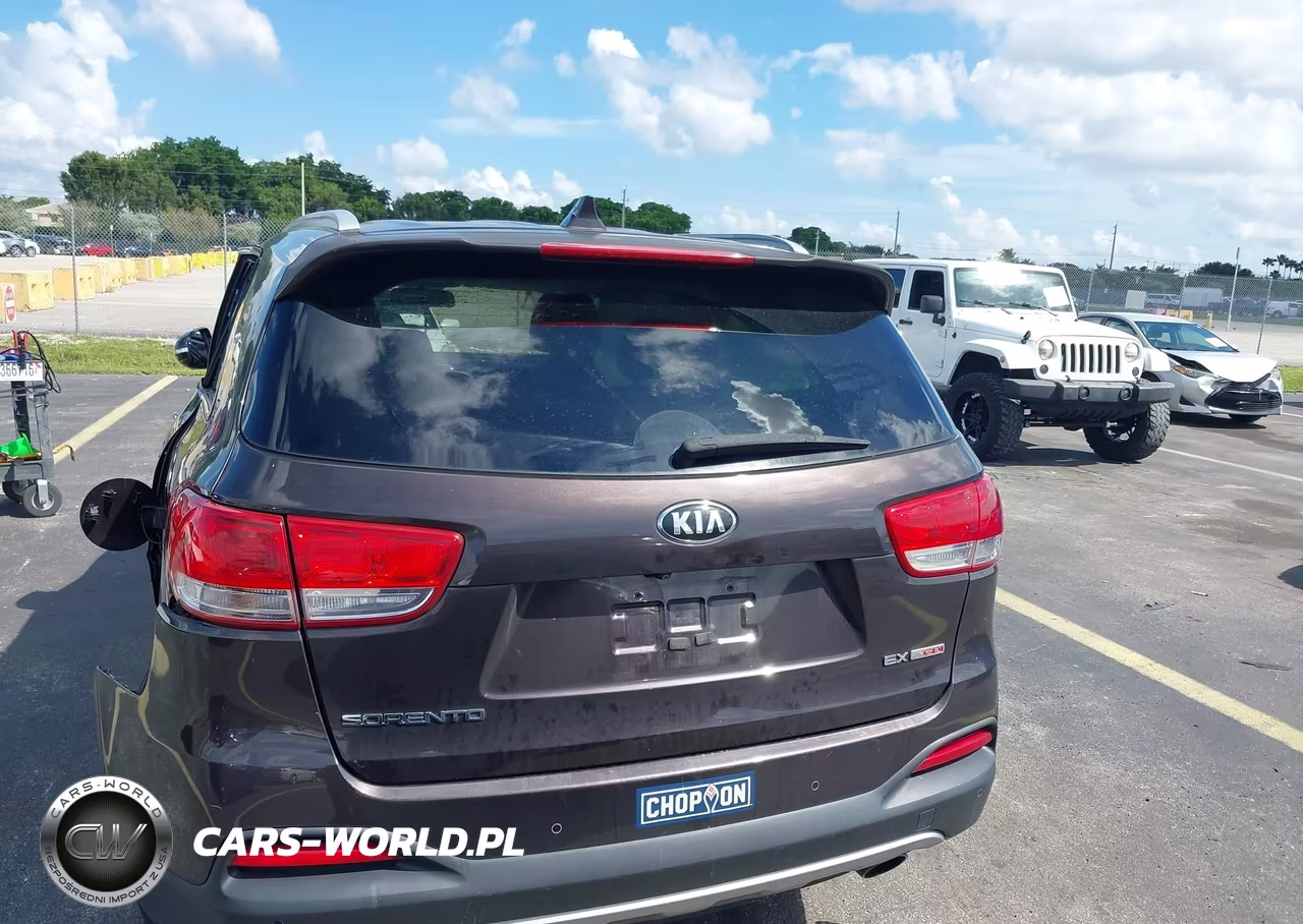 2016 Kia Sorento 2.0T Ex VIN:5XYPH4A13GG018034 - 16