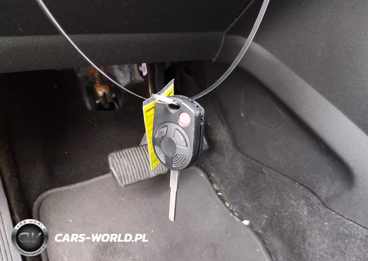 2017 Ford Escape Se VIN:1FMCU9GDXHUE21545 - 11