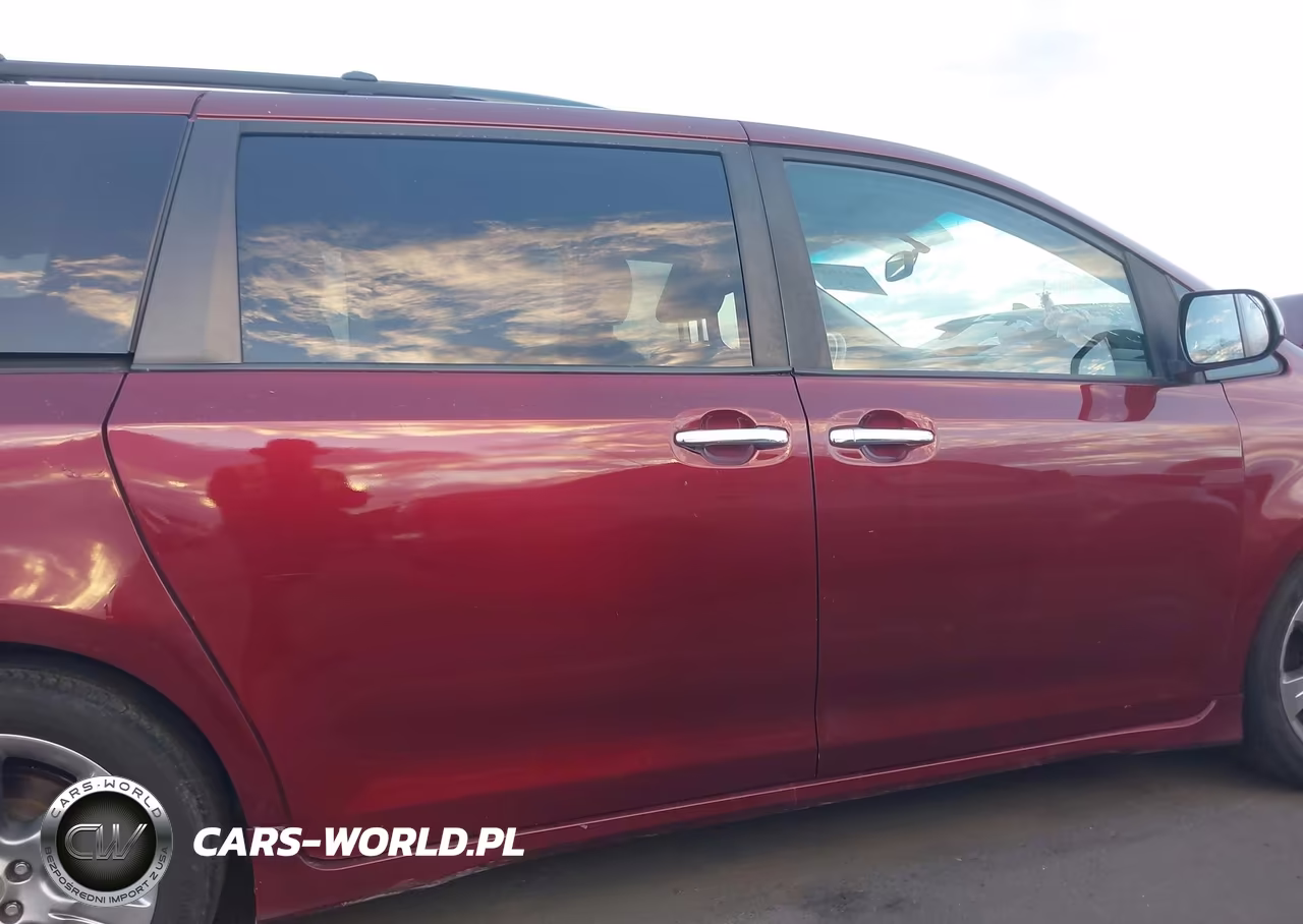 2014 Toyota Sienna Se 8 Passenger VIN:5TDXK3DC5ES483360 - 13