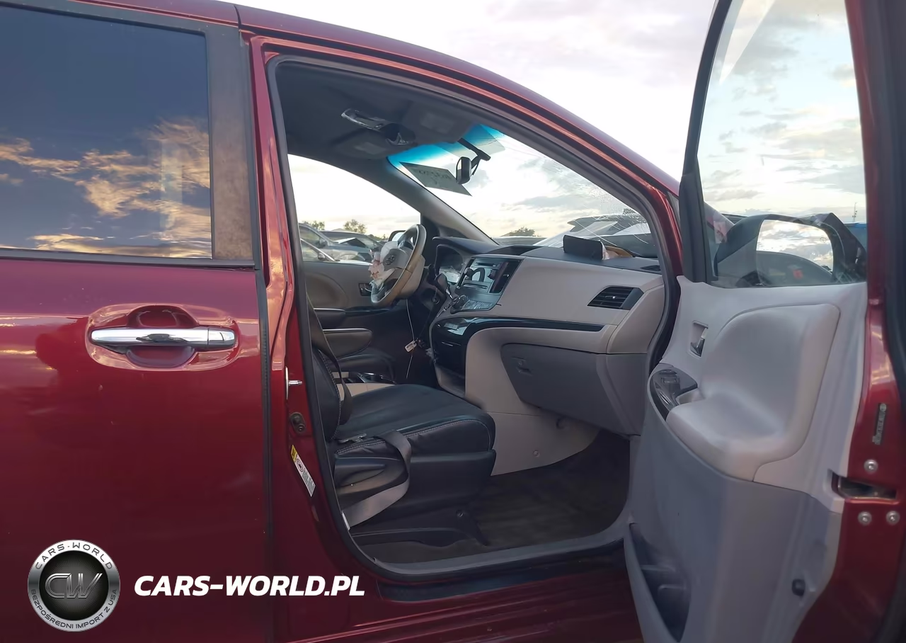 2014 Toyota Sienna Se 8 Passenger VIN:5TDXK3DC5ES483360 - 5