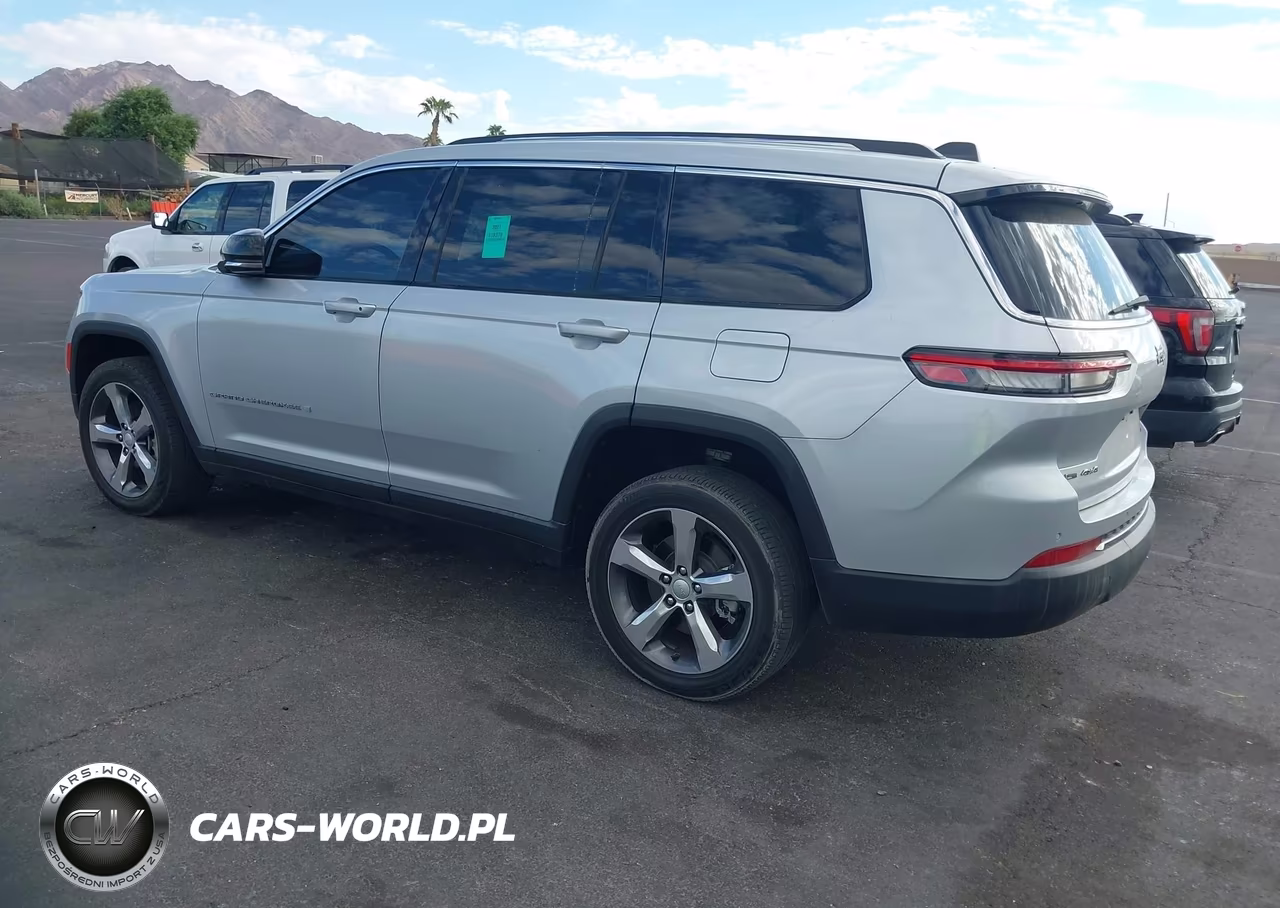 2021 Jeep Grand Cherokee L Limited 4X4 VIN:1C4RJKBG3M8107125 - 3