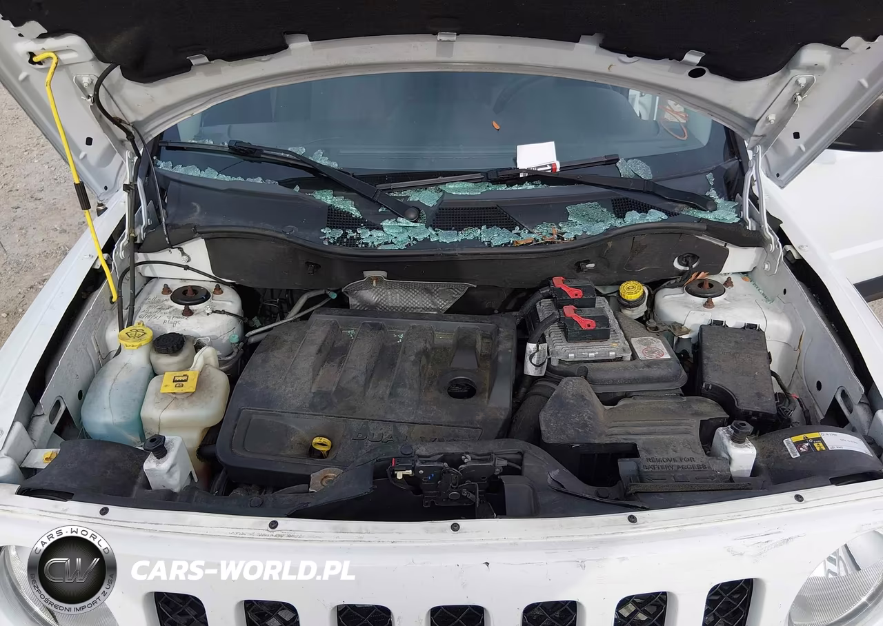 2016 Jeep Patriot Latitude VIN:1C4NJRFB9GD668303 - 10