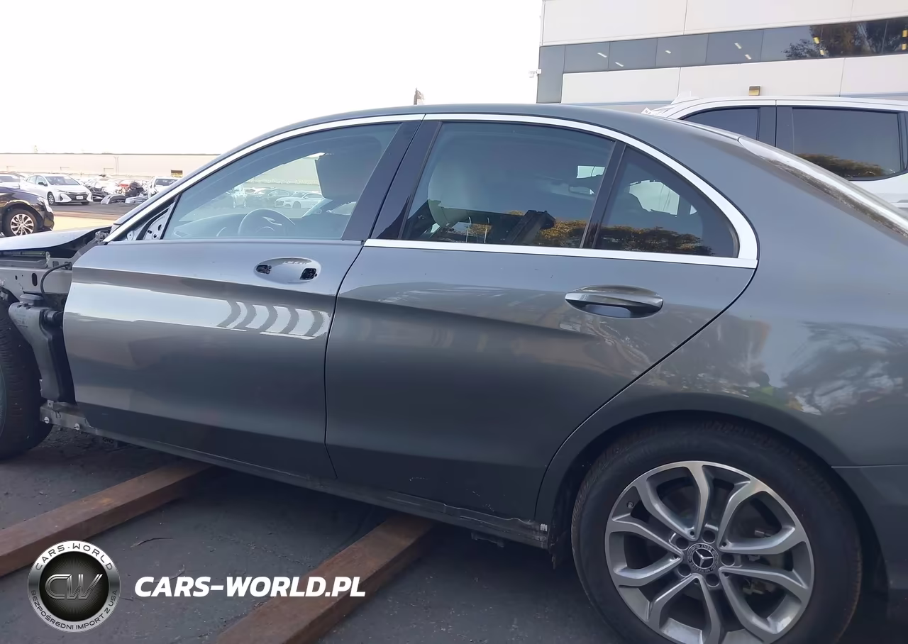 2017 Mercedes-Benz C 300 VIN:55SWF4JB3HU222351 - 15