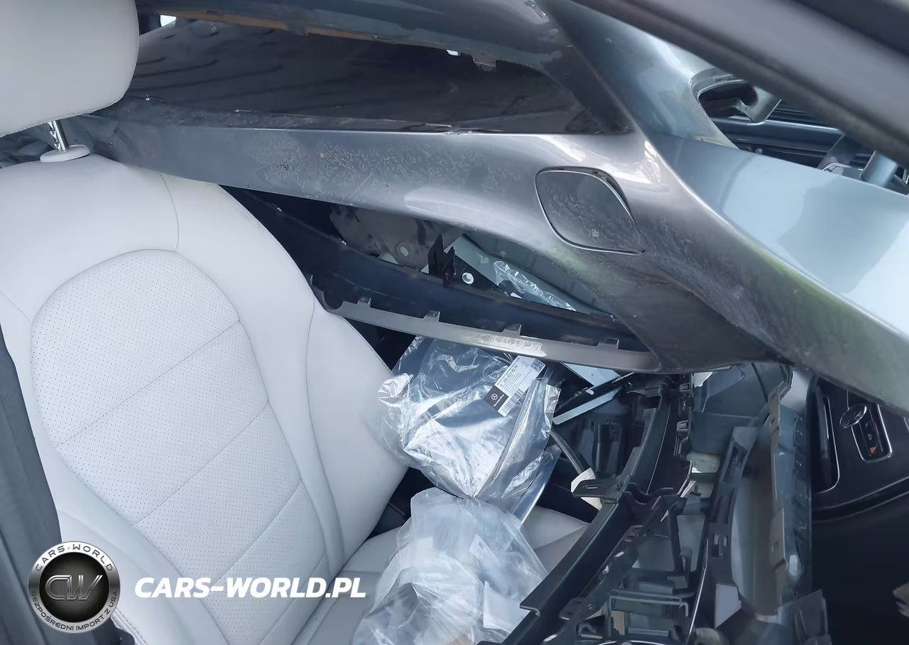 2017 Mercedes-Benz C 300 VIN:55SWF4JB3HU222351 - 5
