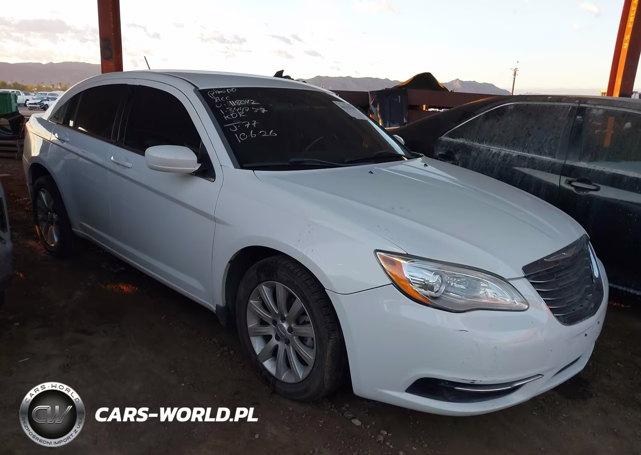 2014 Chrysler 200 Touring – zdjęcie 1 z 16