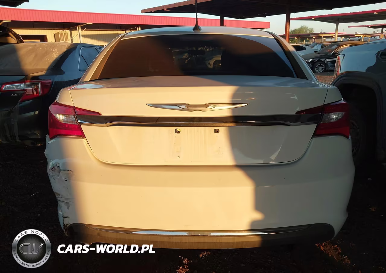 2014 Chrysler 200 Touring VIN:1C3CCBBB5EN118042 - 16