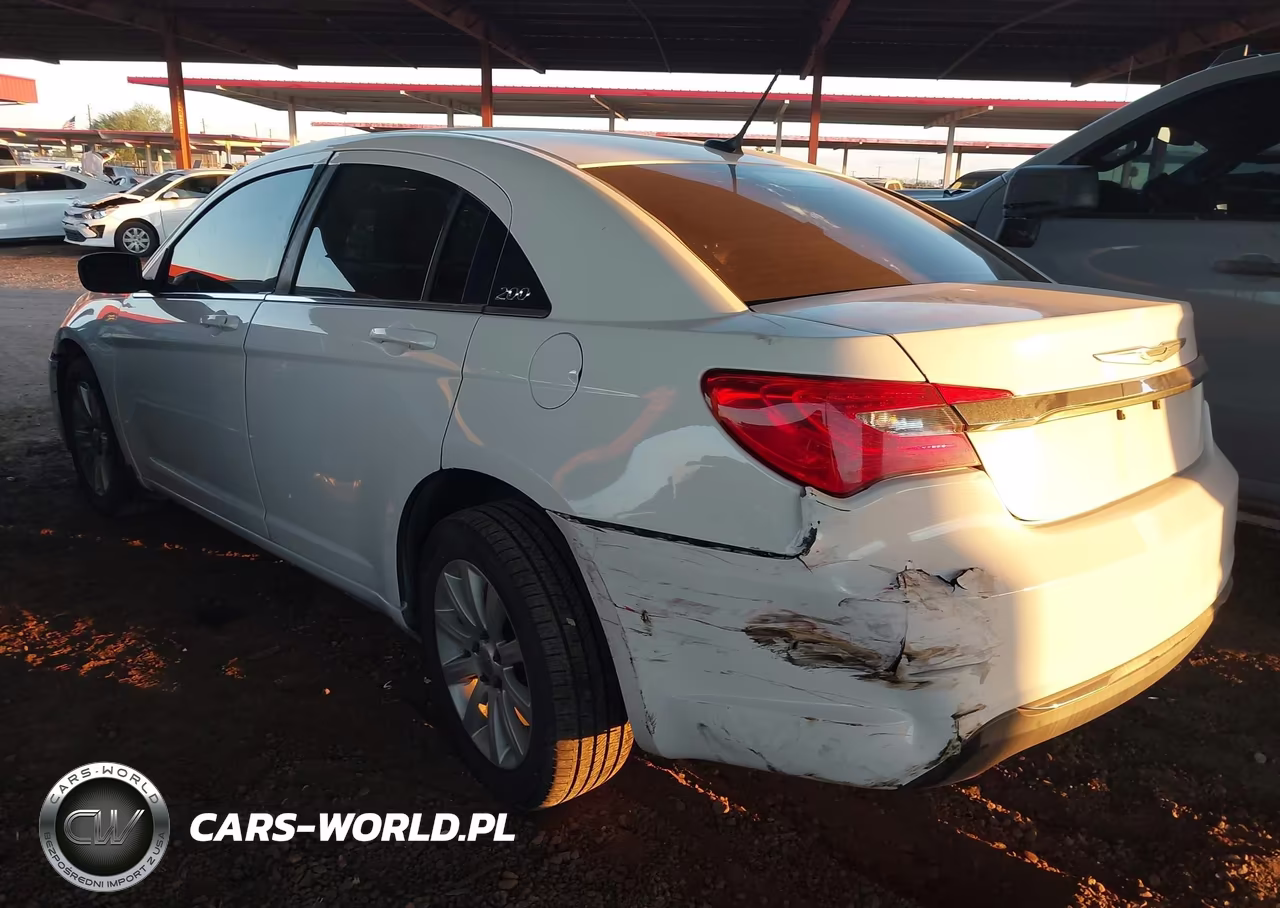 2014 Chrysler 200 Touring VIN:1C3CCBBB5EN118042 - 6