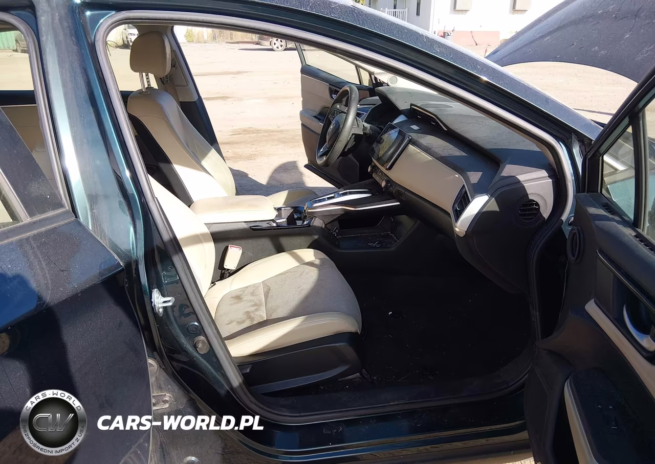 2018 Honda Clarity Plug-In Hybrid VIN:JHMZC5F14JC022626 - 5