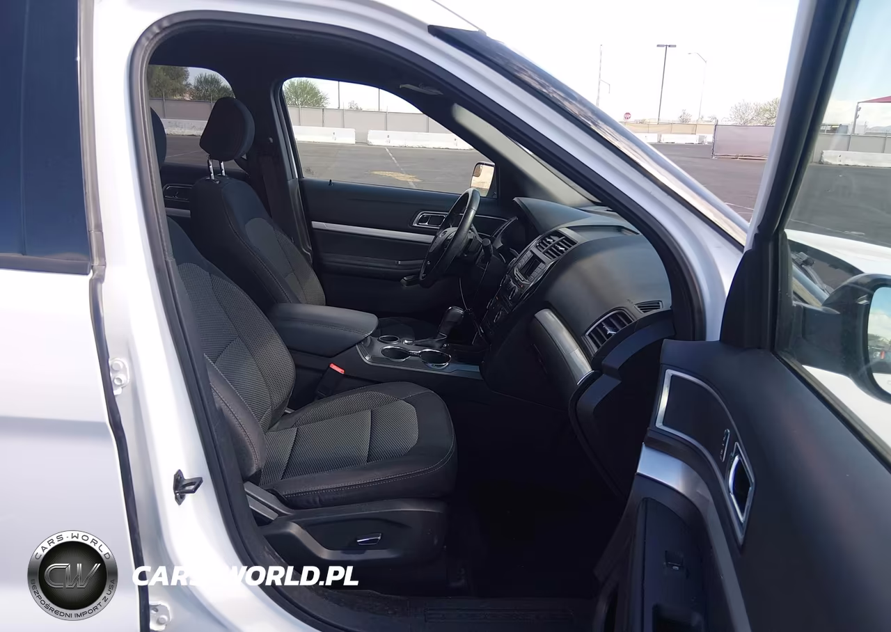 2017 Ford Explorer Xlt VIN:1FM5K7D85HGC58120 - 5
