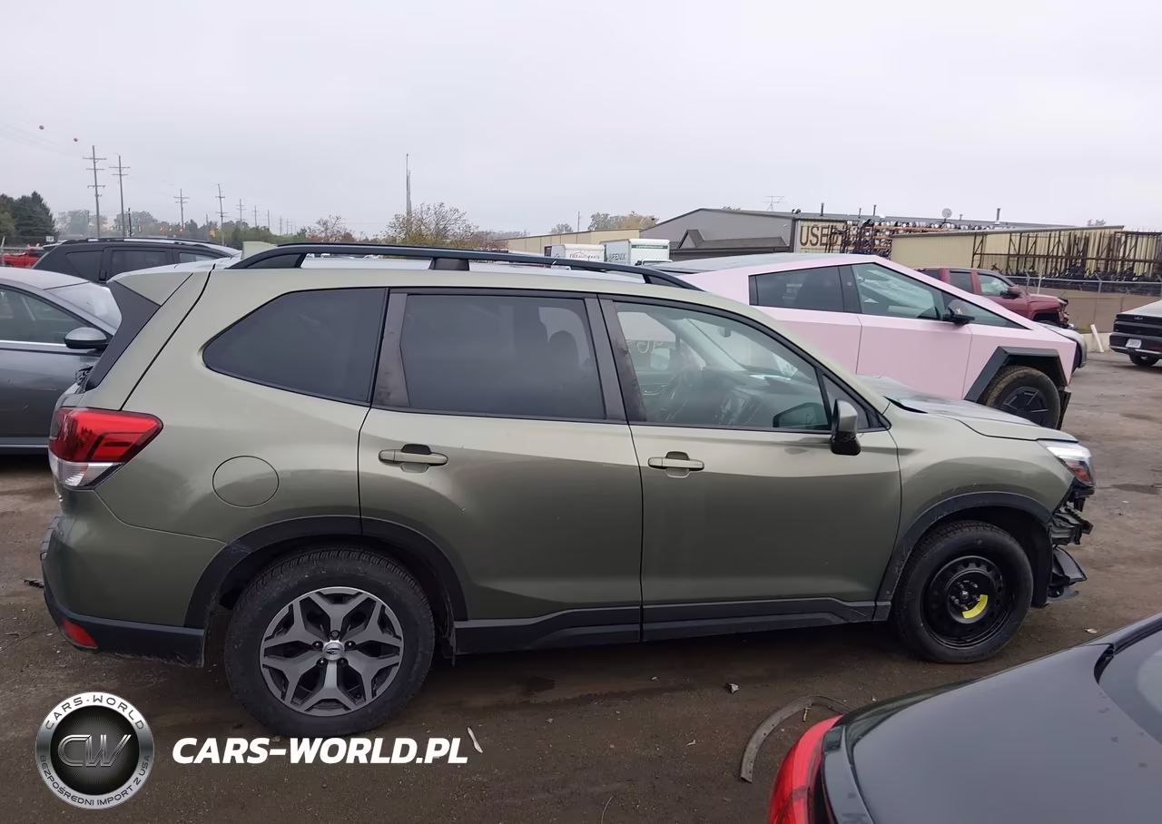 2021 Subaru Forester Premium VIN:JF2SKAFC8MH503133 - 13