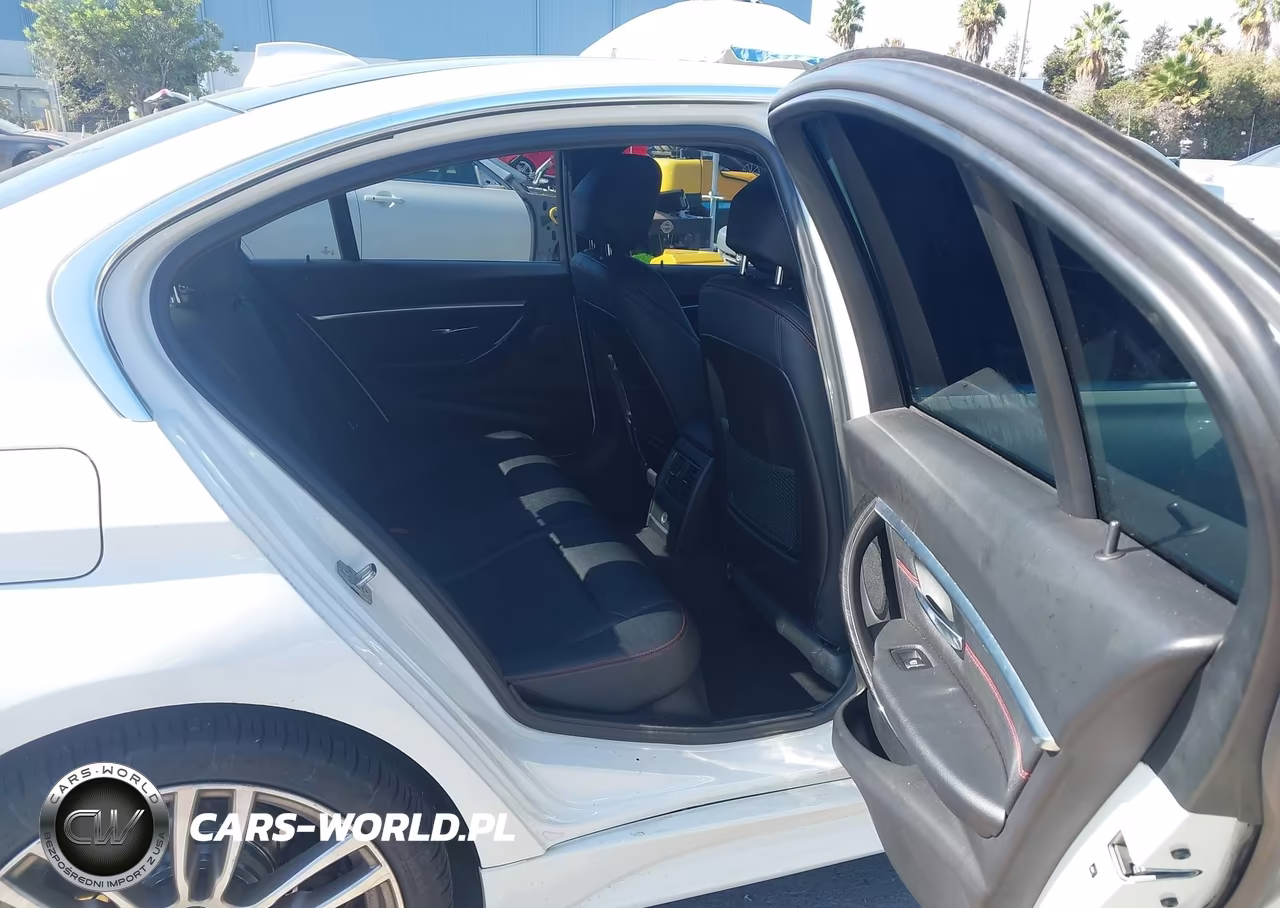 2018 BMW 330I VIN:WBA8B9C59JK677155 - 8