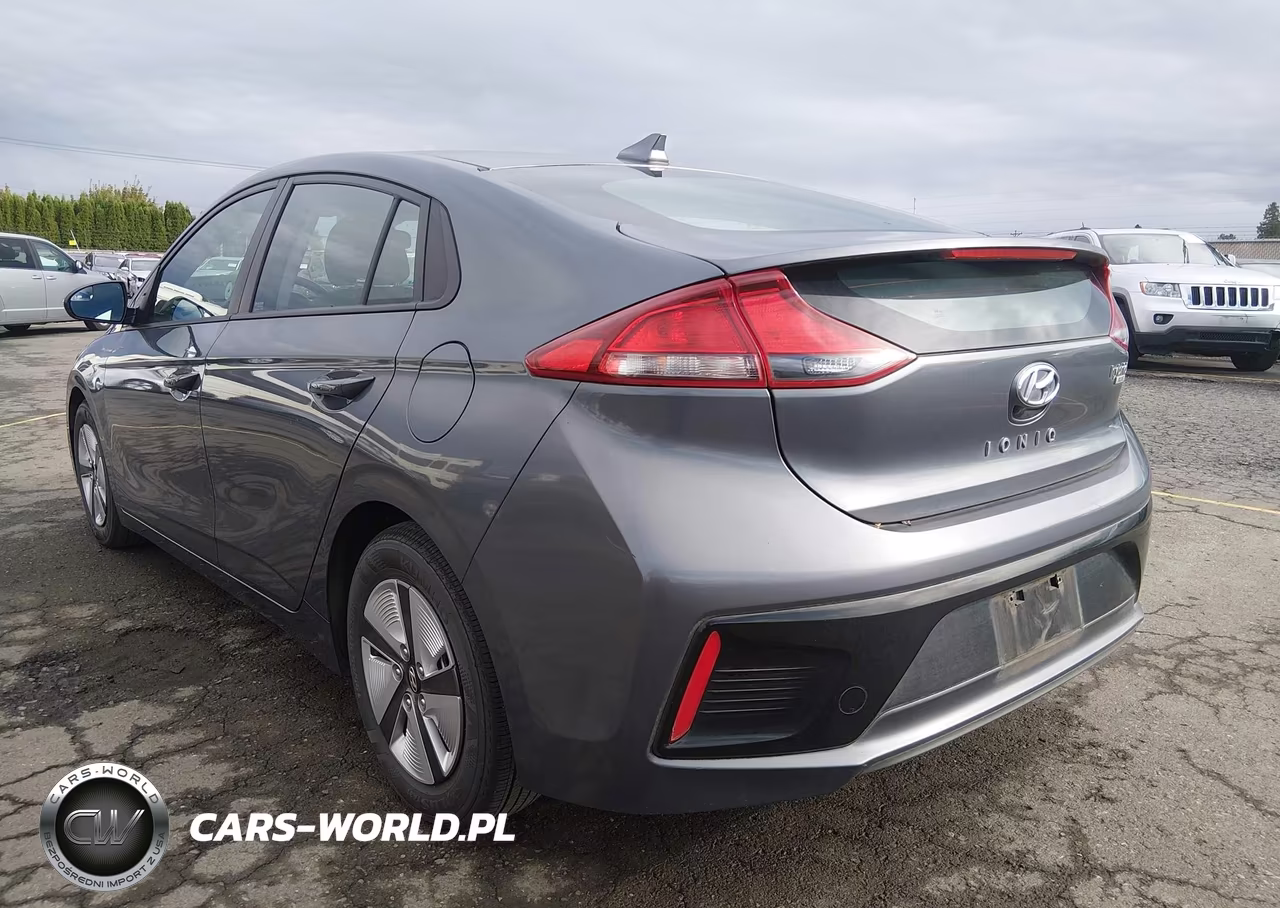2018 Hyundai Ioniq Hybrid Blue VIN:KMHC65LC7JU100620 - 3