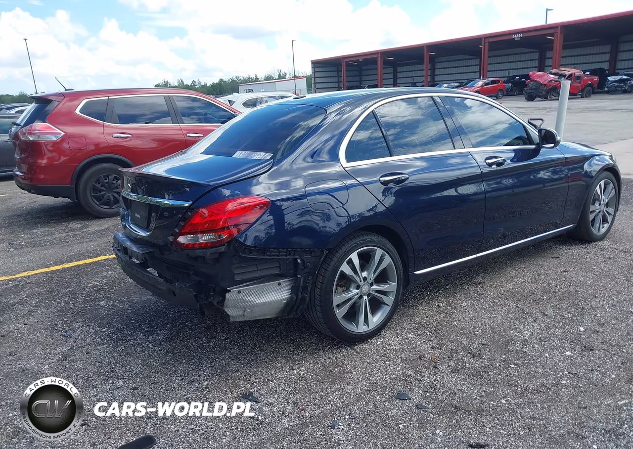 2015 Mercedes-Benz C 300 VIN:55SWF4JB2FU059799 - 4