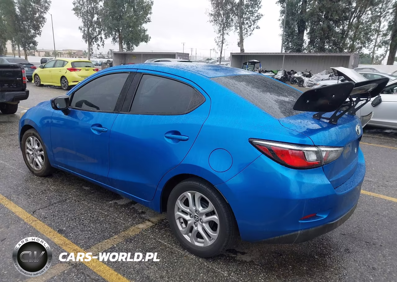 2017 Toyota Yaris Ia VIN:3MYDLBYV3HY193235 - 3
