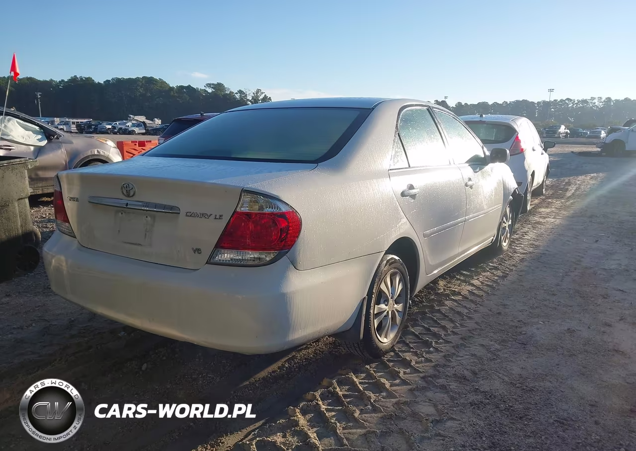 2005 TOYOTA CAMRY LE VIN:4T1BF32KX5U098439 - 4